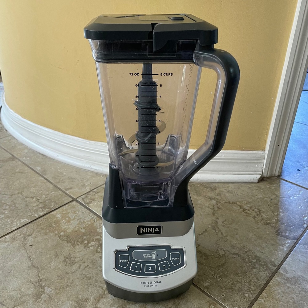 Ninja Professional Blender 1100 Watts BL660 30 72oz Pitcher Black Silver